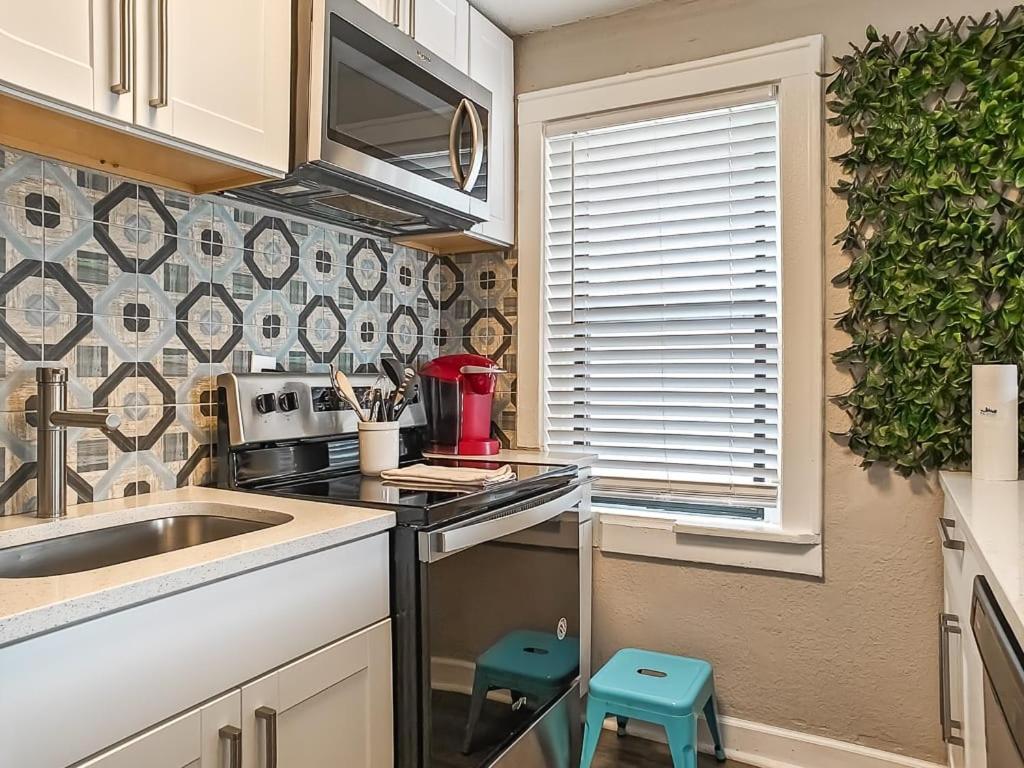 Willa Heart Of Westport 1Br Kansas City Zewnętrze zdjęcie